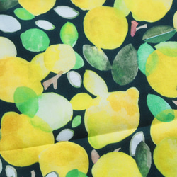 水彩画のスカーフハンカチ「Lemon」 3枚目の画像