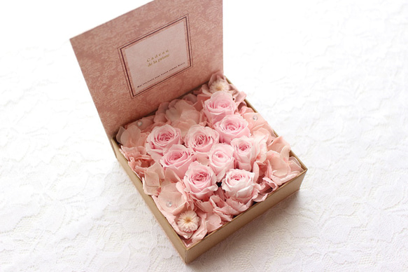 Belles Fleurs プリザーブドフラワーアレンジメント ピンクバラ 楽天市場】プリザーブドフラワー 結婚記念日 両親贈呈品 両親