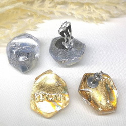 新色シルバー文字登場⭐　バイオベース樹脂で作る　ロックアイスなようなピアス&イヤリング　言葉入れ名入れもどうぞ⭐ 13枚目の画像