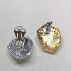 新色シルバー文字登場⭐　バイオベース樹脂で作る　ロックアイスなようなピアス&イヤリング　言葉入れ名入れもどうぞ⭐ 14枚目の画像