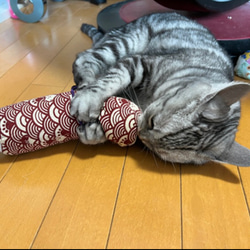 にゃん和柄　巻物けりぐるみ　けりけりキッカー　猫のおもちゃ　長野県産またたびの実入り 12枚目の画像