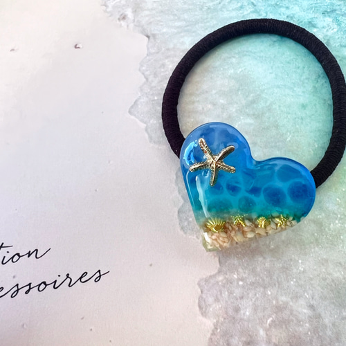 涼しげクローバーのハートレジンヘアゴム 涼しげクローバーのハートレジンヘアゴム