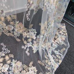 オーガンジー打掛　着物　オーバードレス　レース羽織　ウエディングドレス　お色直し　日常可能　　白　精緻な刺繍 7枚目の画像