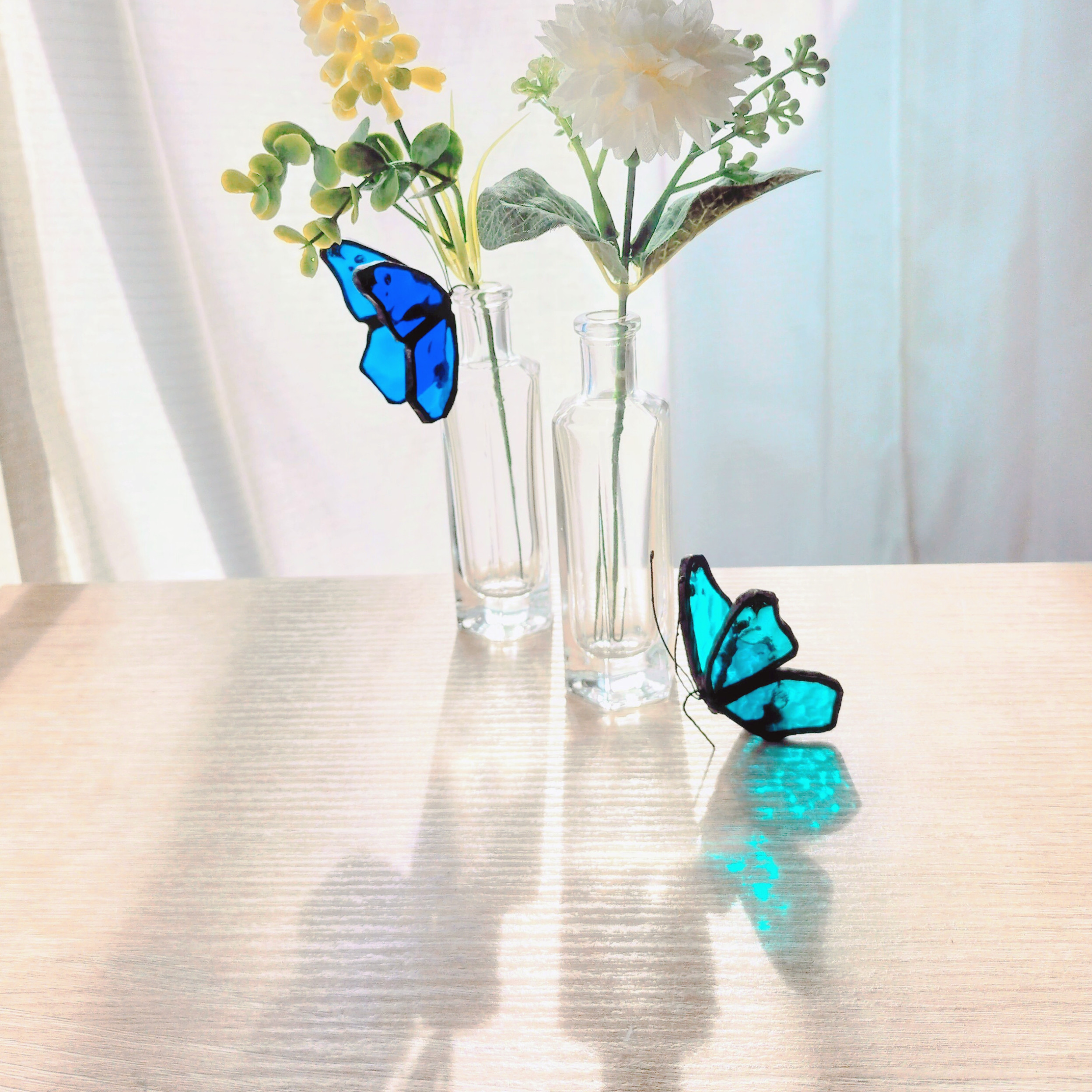小物などお買い得な福袋 花器②　花瓶　フラワーベース　陶器　手作り　作家　蝶　一点物 工芸品
