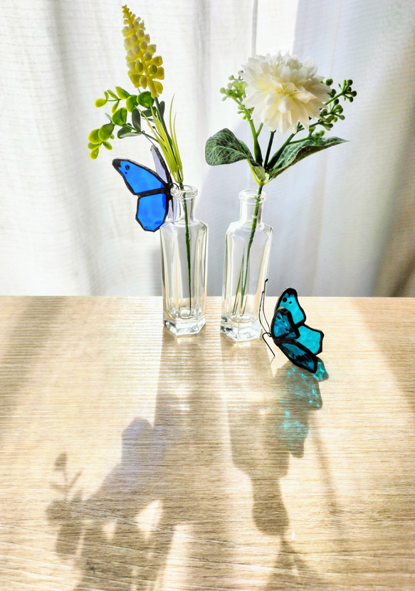 蝶の一輪挿し　花瓶　蝶々 7枚目の画像