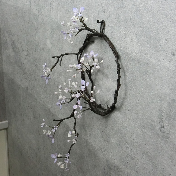 ✿【 SOLD＊OUT 】紫陽花？ 藤擬？「壁に花咲く大人色の枝リース」直径15センチ／ 画鋲で飾れる！ 12枚目の画像