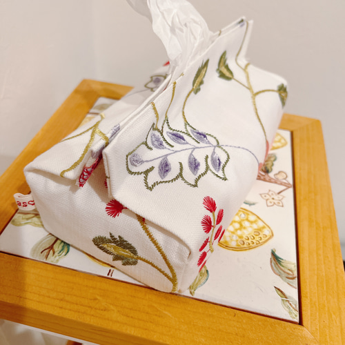 刺繍　ティッシュカバー　ボックスティッシュ　オーダーメイド 刺繍ティッシュカバーボックスティッシュオーダーメイド