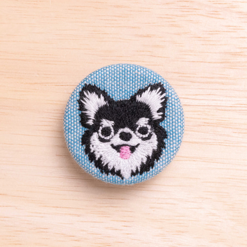 ❁hAnafany❁(専用) くるみボタン　鳥刺繍　ブローチ ハンガリー鳥カゴかずら刺繍くるみボタンアクセサリー:29mm