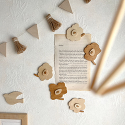 壁にぺたり♪ お花の木製ガーランド/ウォールステッカー/繰り返し使える　壁飾り　おしゃれ　北欧　 10枚目の画像