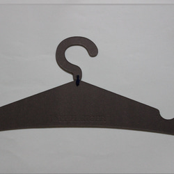 紙製ハンガー　「J&M HANGER黒・水引羽」  紙製、水引き、掛けやすい、縁起物、羽 2枚目の画像