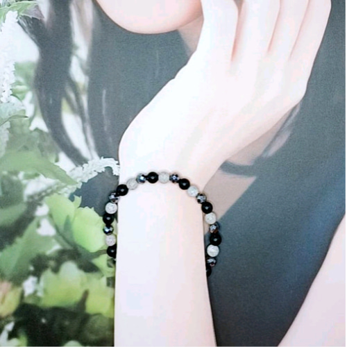 高純度テラヘルツ、北投石、北海道産ブラックシリカのブレスレット