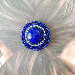 ぷっくりカボションビーズ刺繍ヘアゴム(ビビットブルー） 2枚目の画像