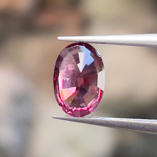 スピネル ルース オレンジがかったレッド スピネル 1.30カラット