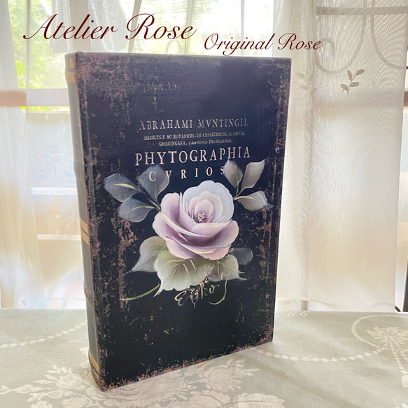 ♡手描きの薔薇 お洒落な洋書型小物入れ BOOK型小物入れ アンティーク 