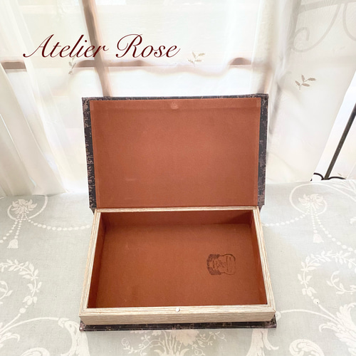 ♡手描きの薔薇 お洒落な洋書型小物入れ BOOK型小物入れ アンティーク