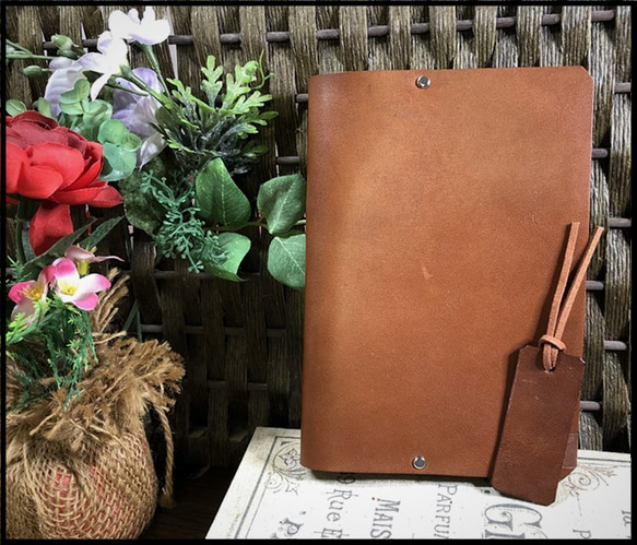 栃木レザー ブックカバー 文庫本サイズ 名入れ 対応可 簡単 差し込み 折れない しおり付 革 ギフト Polilavo 2枚目の画像