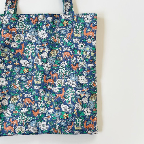 Libertyリバティのリバーシブルトート(ファーガス×C&Sカラーリネン