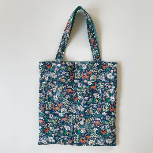 Libertyリバティのリバーシブルトート(ファーガス×C&Sカラーリネン