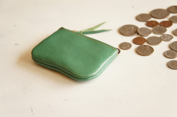 本革製 ファスナータイプ 小銭入れ BC9CG  コバルトグリーン 淡いグリーン色 コインケース 小物入れ ミニポーチ 2枚目の画像
