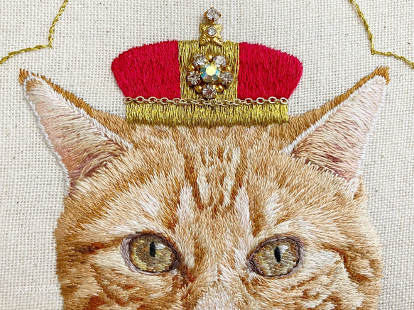 高貴なお猫様刺繍壁飾り2 4枚目の画像