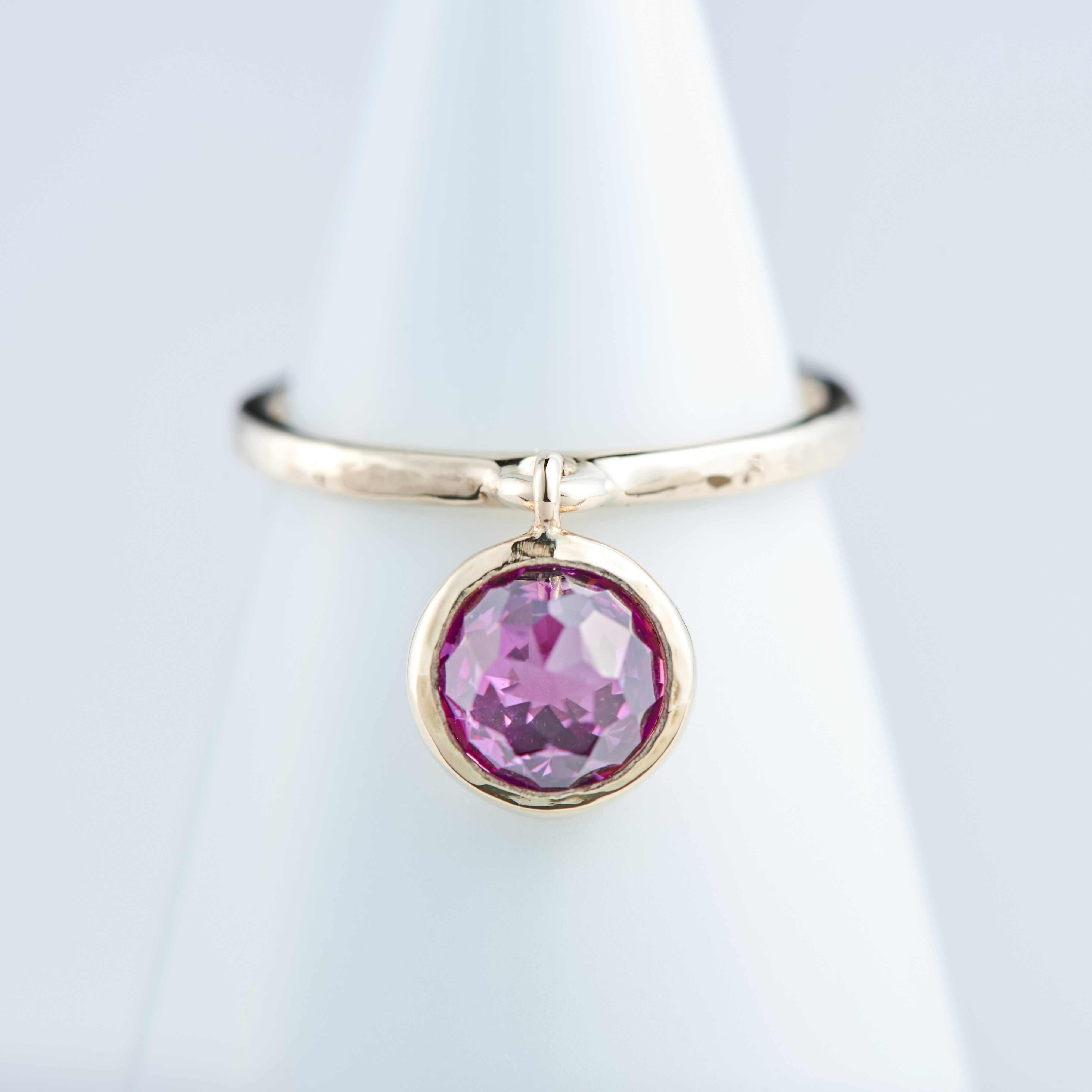 ロードライトガーネットの揺れるふくりんリング｜K10YG #6｜SNR-004RG