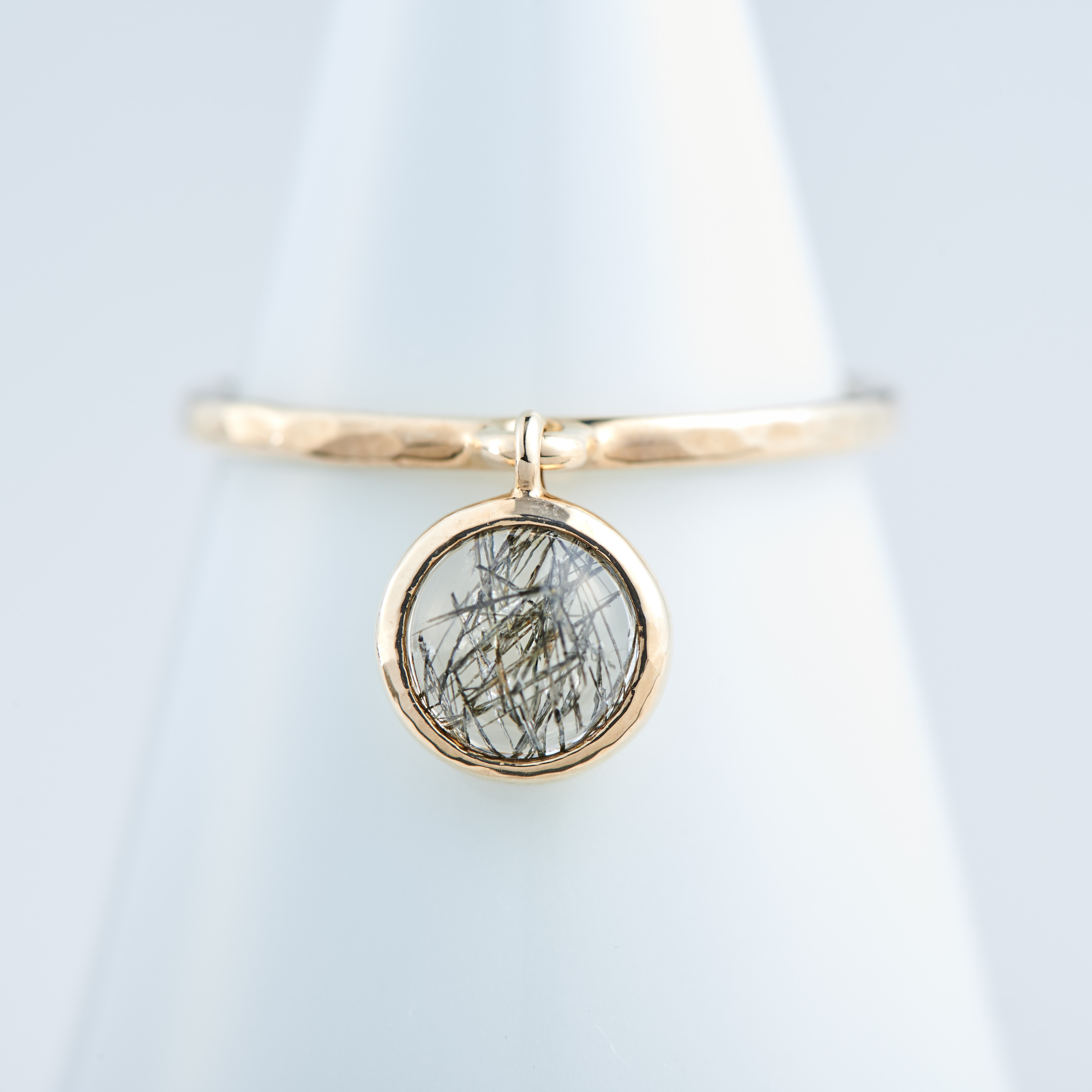 トルマリンインクォーツの揺れるふくりんリング｜K10YG #11｜SNR-1234-TRQ