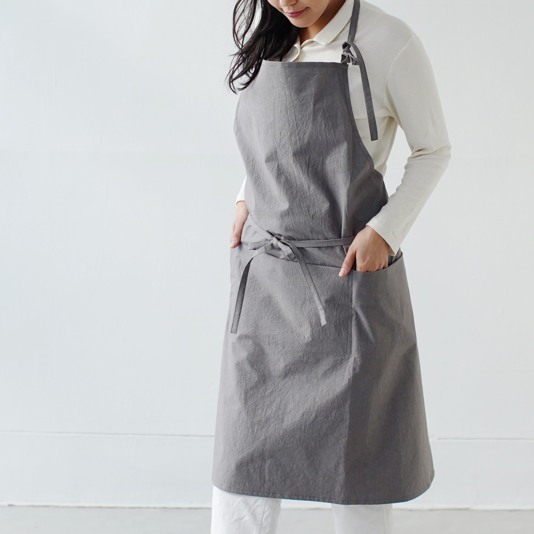 チムニーエプロンDR　chimneyapron DR / コットン　cotton　グレー