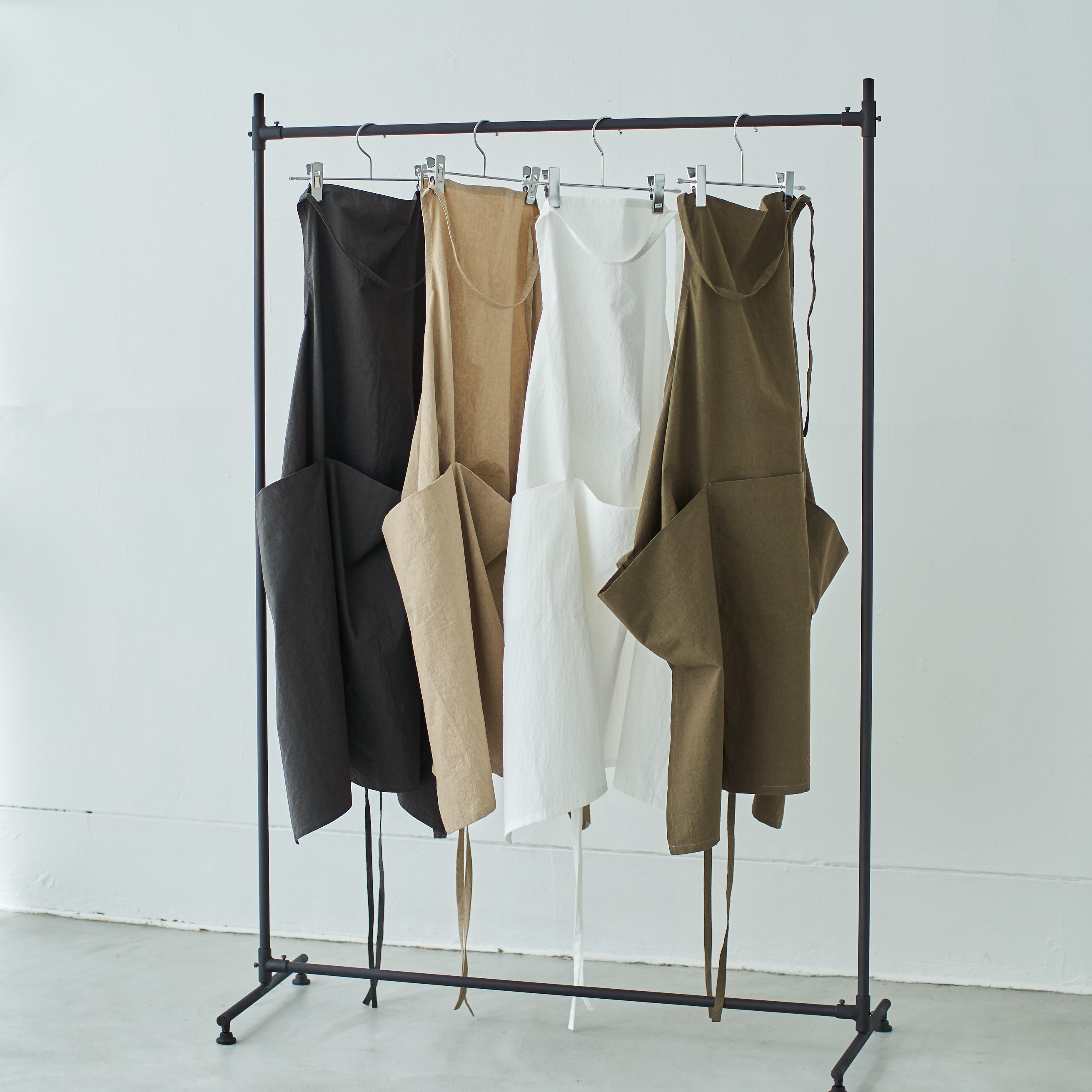 チムニーエプロンDR　chimneyapron DR / コットン　cotton　ベージュ