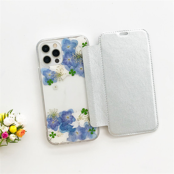 『紫陽花＆クローバー』スマホリング 押し花【手帳型スマホケース】iPhone15Pro/14/13/12/SE/11/8 1枚目の画像