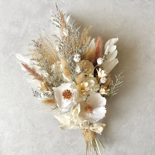 パンパスグラスとパームフラワーの横型スワッグ ゜パームフラワーパンパス～スワッグ パームフラワーと