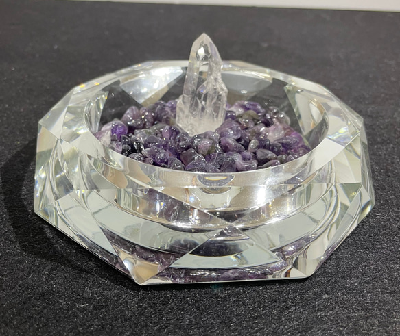 水晶浄化皿セット　八角浄化皿（溶解水晶）・アメジストさざれ・ポイント水晶 3枚目の画像