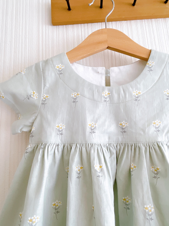 半袖・七分袖・長袖　ギャザーワンピースmini flower  子供服 3枚目の画像