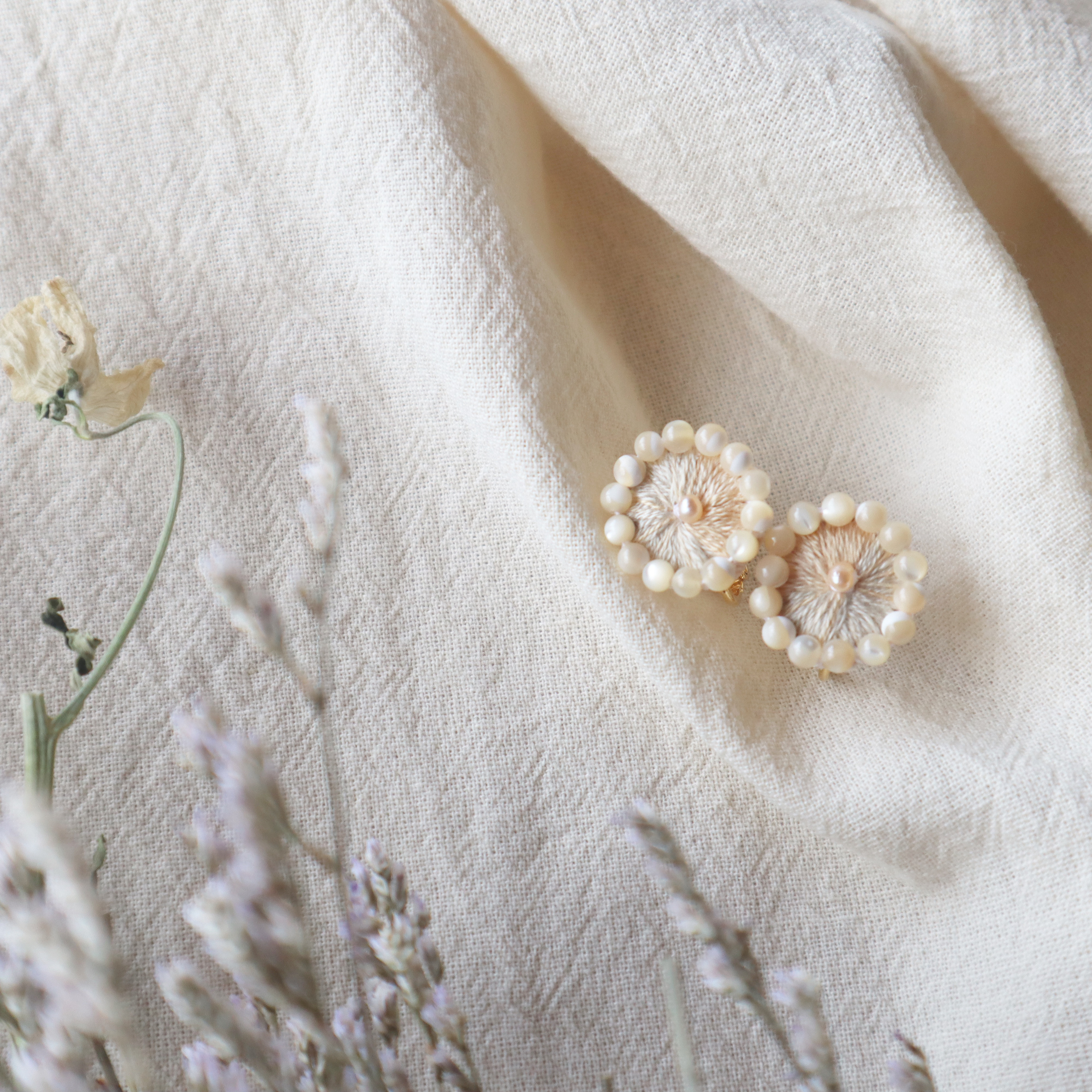 新品未使用品♡ ピアズリー　ハンド刺繍裾フリル羽織　受注品