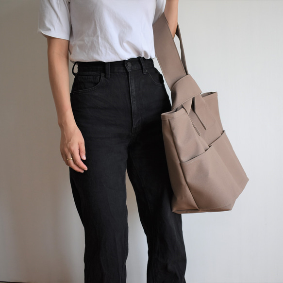 CLOUCHY SHOULDER BAG（マットブラウン） 13枚目の画像