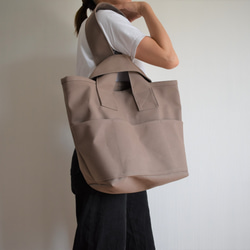 CLOUCHY SHOULDER BAG（マットブラウン） 15枚目の画像