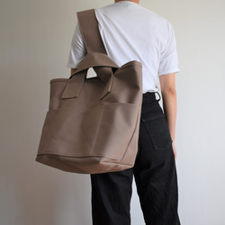 CLOUCHY SHOULDER BAG（マットブラウン） 2枚目の画像