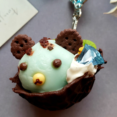 ベルくまちゃん　チョコミントアイス　バッグチャーム　Bell＊Cafe ベルくまちゃん チョコミントアイス バッグチャーム Bell＊Cafe