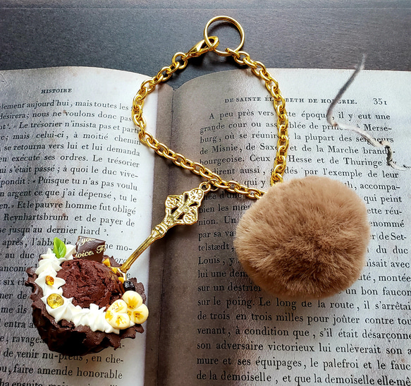 チョコバナナアイスクリームワッフルボウル⭐️バッグチャーム 1A-056