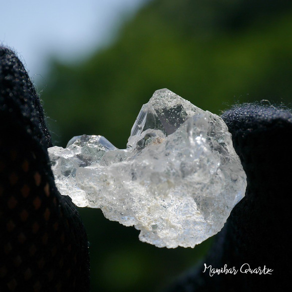 天然石マニハール水晶 約5.5g約26mm(ヒマラヤ産)ミニクラスター鉱物ヒマラヤ水晶[mnhq-220803-01] 1枚目の画像
