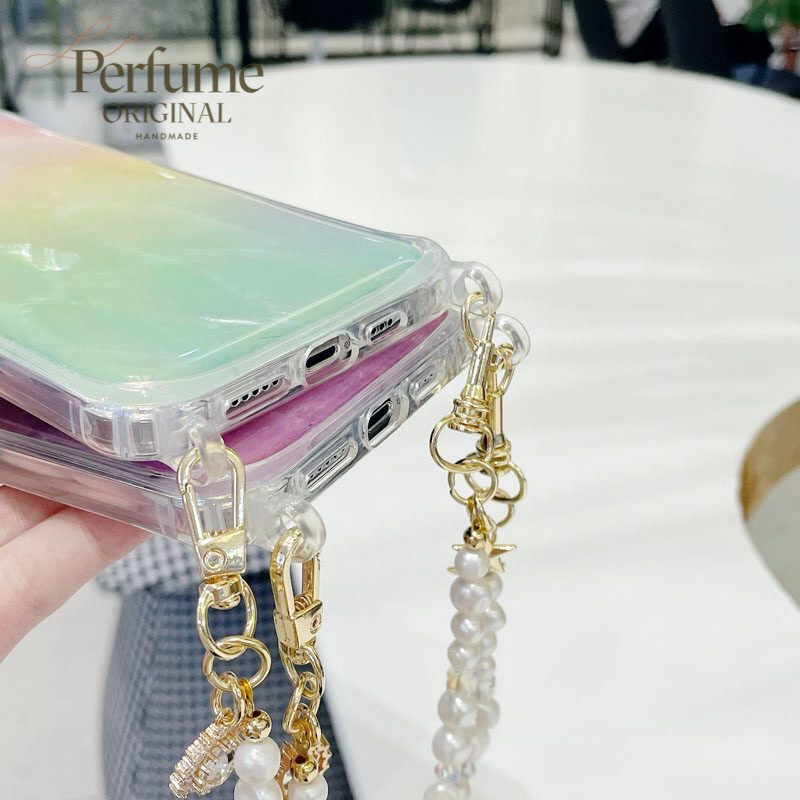 キラキラ天然シェル✨パープルブルー系カラー チャーム天然パールチェーン付き カラフル スマホケース 夏 海【受注生産】