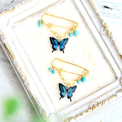 幸せ運ぶ「青い蝶」と「勇気の石」ターコイズのカブトピン（ブローチ） 2枚目の画像