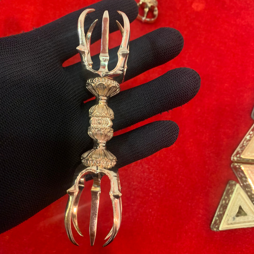 チベット仏教法器 真言宗 五鈷杵 金剛杵 密教法具 真鍮製 vajra 13cm