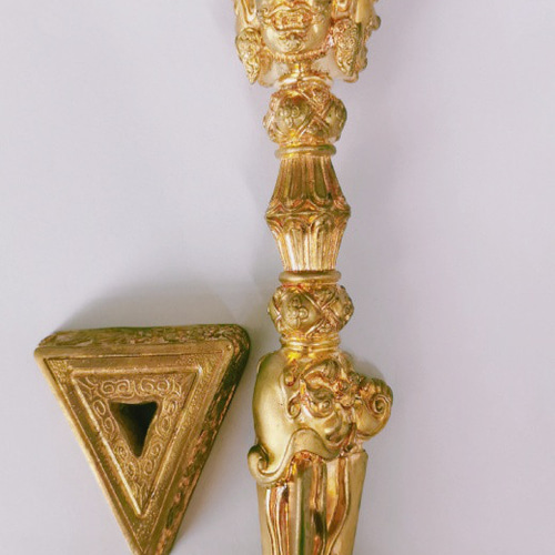 チベット仏教法器 プーバ金鋼撅 真鍮製 vajra 18cm チベット仏教法器 プーバ金鋼撅 真鍮製 vajra 18cm