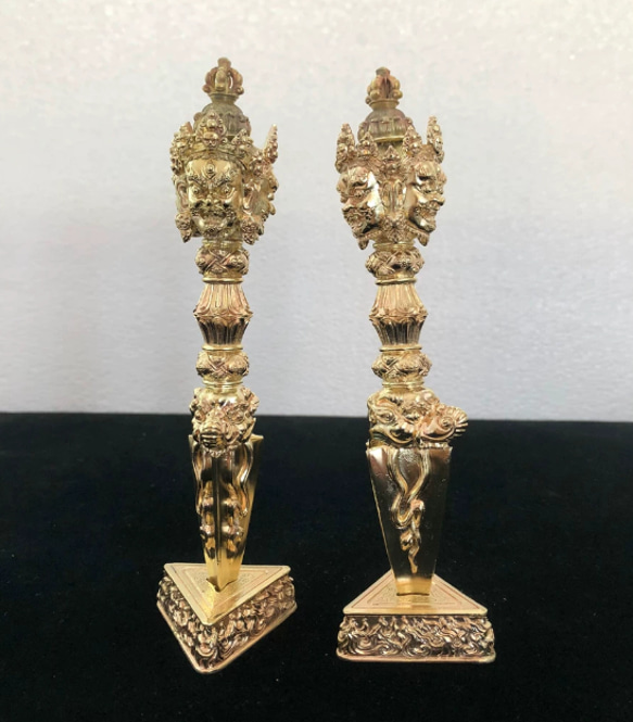 チベット仏教法器 プーバ金鋼撅 真鍮製 vajra 18cm チベット仏教法器 プーバ金鋼撅 真鍮製 vajra 18cm - メルカリ
