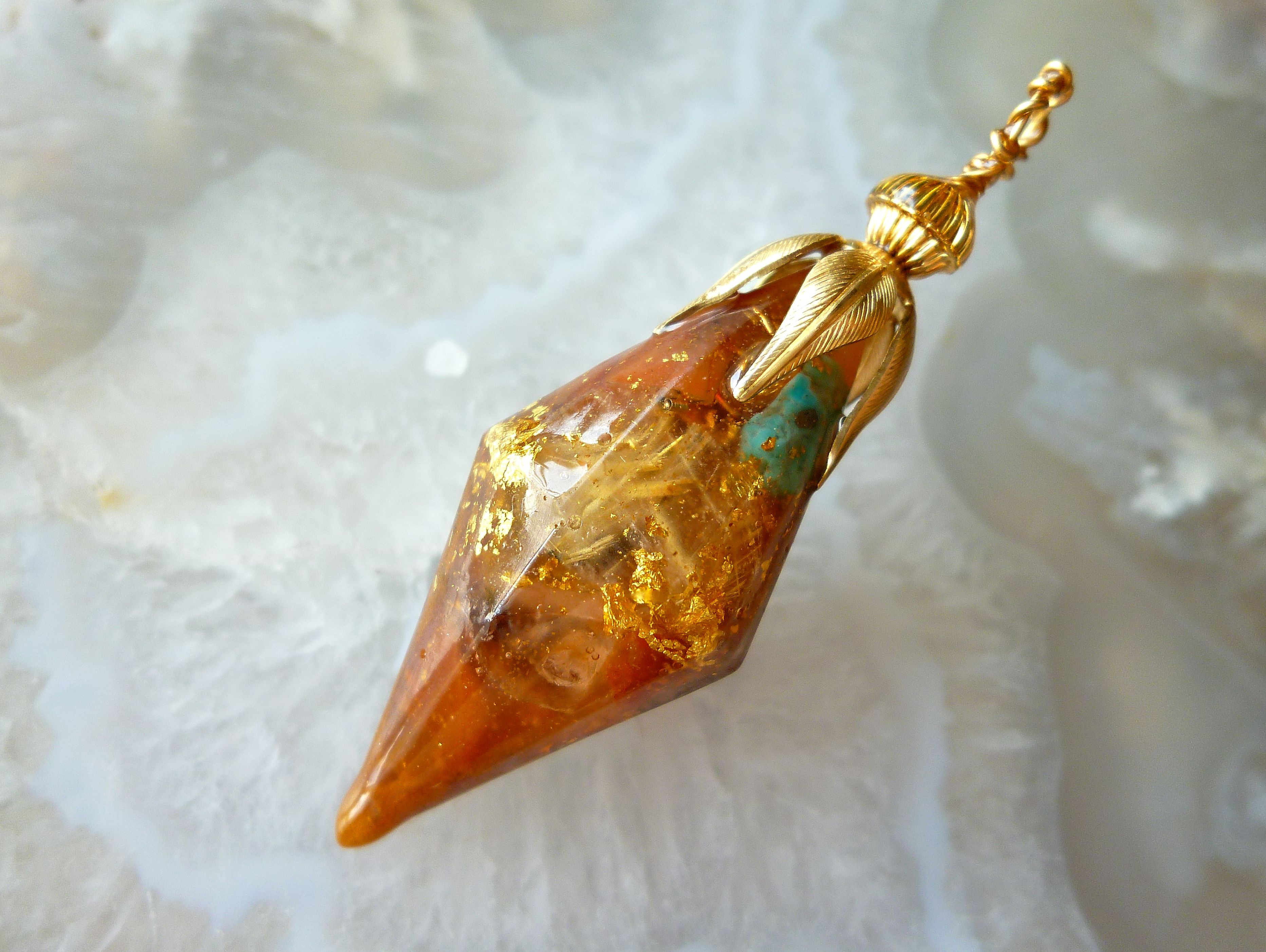 おまもりネックレス「橙のテーマ」　瑪瑙・黄土×金