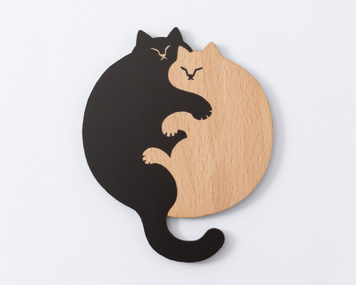 猫雑貨・ねこまみれ｜木製コースター/プレート【 添い寝】 コースター