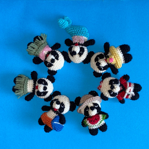 人魚に変身したパンダ ブローチ ブローチ Yoshino 通販 14401755