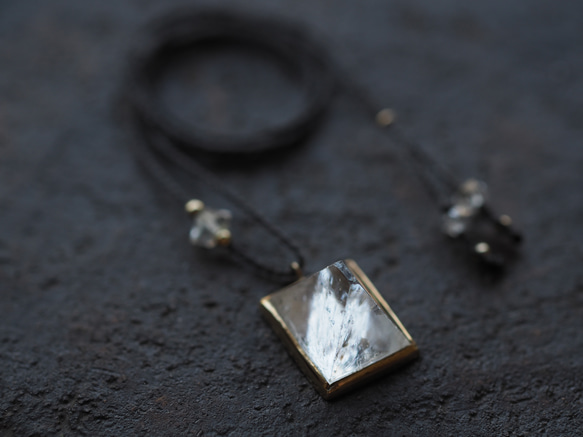 apophyllite brass necklace (ukigumo) 5枚目の画像