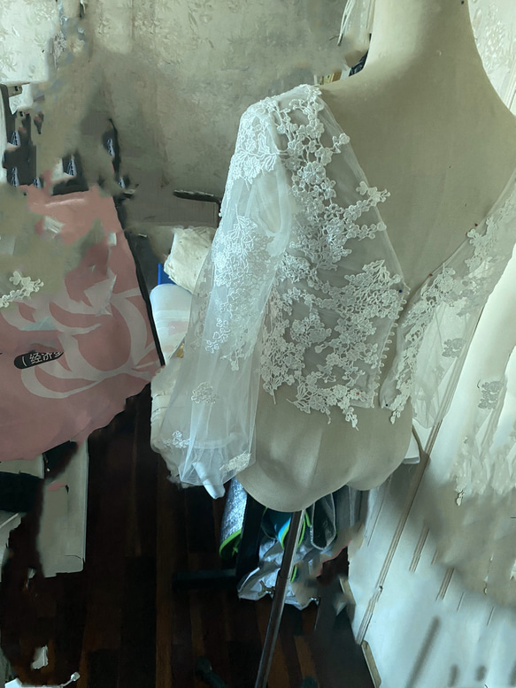 ウエディングドレス ボレロ 3D立体レース刺繍 Vネックドレス 長袖　 結婚式/披露宴 5枚目の画像