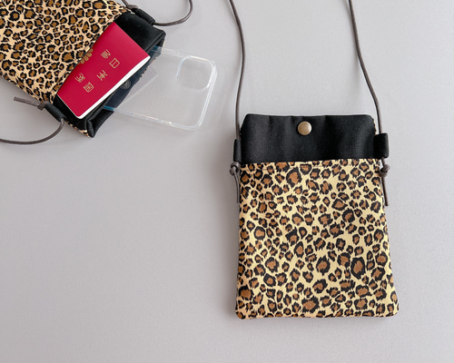 【希少】バレンシアガ ショッピングフォンホルダー スマホショルダー レオパード 希少】バレンシアガ ショッピングフォンホルダー スマホショルダー